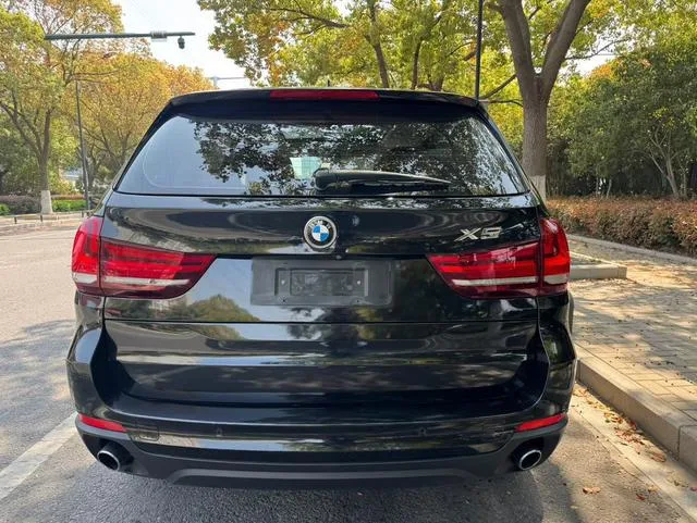 BMW X5 2015 xDrive35i China Edición limitada exterior foto 4