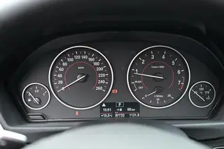 BMW 3 Series 2017 320i M Sporty interior photo 10
