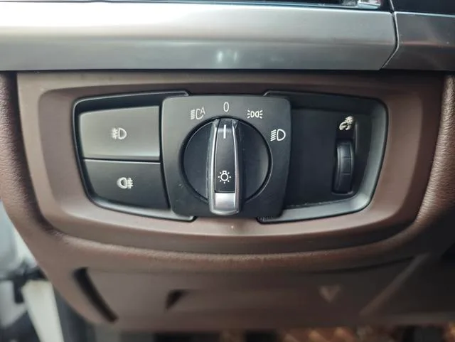 BMW X5 2014 xDrive35i Leading Type interior photo 16