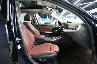BMW 3 Series 2023 325Li M Sports Night Suit interior photo 14
