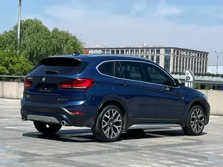 BMW X1 2021 xDrive25Li Tipo de lujo exterior foto 4