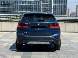 BMW X1 2021 xDrive25Li Tipo de lujo exterior foto 5