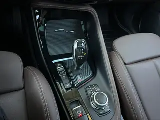 BMW X1 2021 xDrive25Li Tipo de lujo interior foto 18