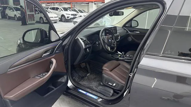 BMW X3 2022 Restyling xDrive30i Premium Class M Obsidian Night Suit exterior photo 4