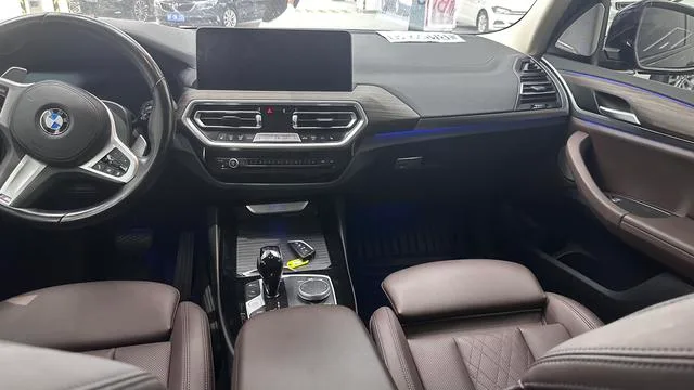BMW X3 2022 Restyling xDrive30i Premium Class M Obsidian Night Suit interior photo 7