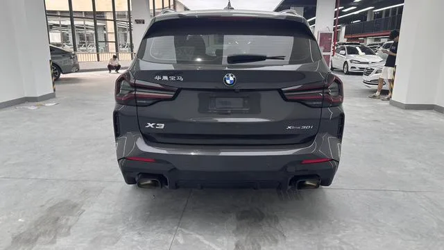 BMW X3 2022 Restyling xDrive30i Premium Class M Obsidian Night Suit interior photo 9