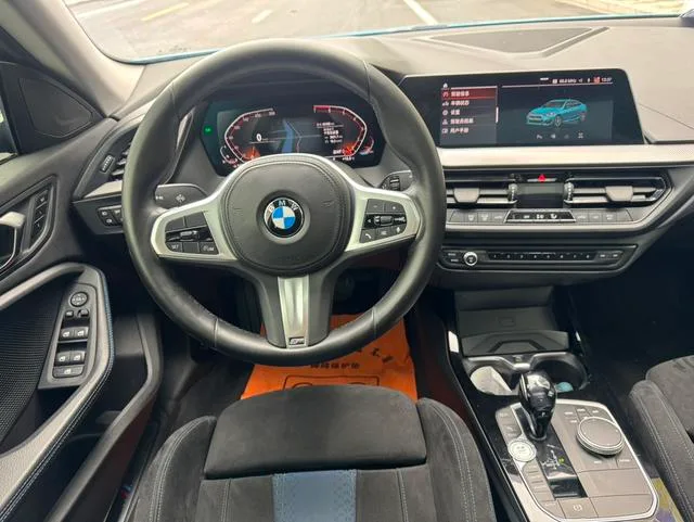 BMW 2 Series 2021 225i Четырехдверное купе M Спортивный ночной костюм интерьер фото 12