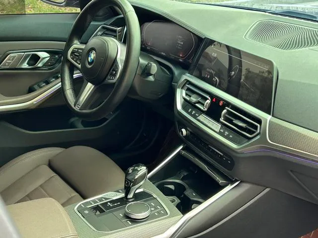 BMW 3 Series 2021 325Li M Sports Night Suit interior photo 20