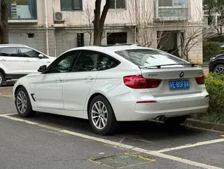 BMW 3 Series GT 2017 320i Fashionable exterior photo 4 BMW 3 Series GT 2017 320i Fashionable exterior photo 4