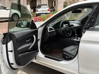 BMW 3 Series GT 2017 320i Fashionable interior photo 13 BMW 3 Series GT 2017 320i Fashionable interior photo 13