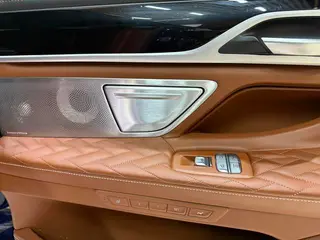BMW 7 Series 2019 Restyling 740Li xDrive Administrative Luxury Set interior photo 12