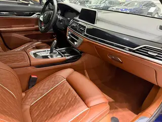 BMW 7 Series 2019 Restyling 740Li xDrive Administrative Luxury Set interior photo 14