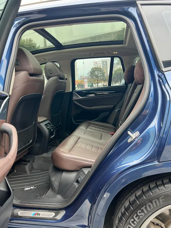 BMW X3 2019 xDrive28i M Sports suit interior photo 13