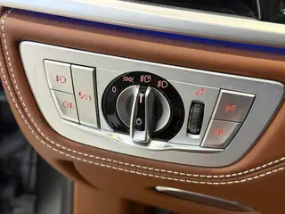BMW 7 Series 2017 M760Li xDrive Excellente édition extravagante intérieur photo 13