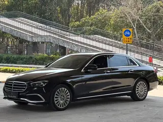 Mercedes-Benz E-Class 2022 E 300 L Luxury type Passenger car exterior photo 1 Mercedes-Benz E-Class 2022 E 300 L Luxury type Passenger car exterior photo 1