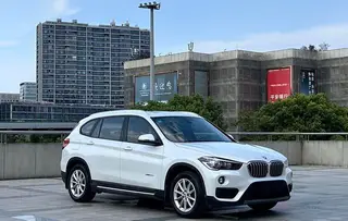 BMW X1 2018 sDrive18Li Fashionable interior photo 10
