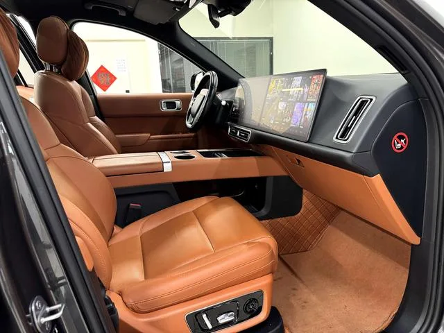 Li Auto L9 2022 Max Edición interior foto 11