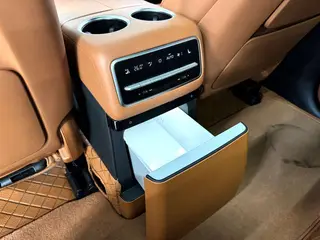 Li Auto L9 2022 Max Edición interior foto 19