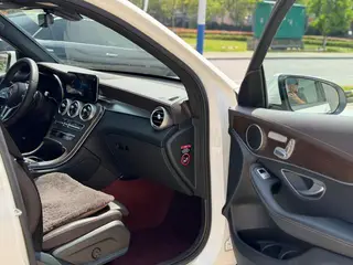 Mercedes-Benz GLC 2022 Tres cambios GLC 260 L 4MATIC Dinámico interior foto 11