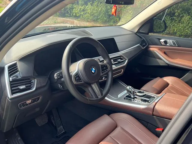 BMW X5 2020 xDrive40i M Sports suit exterior photo 6