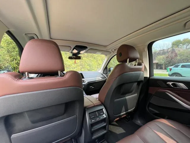 BMW X5 2020 xDrive40i M Sports suit exterior photo 8
