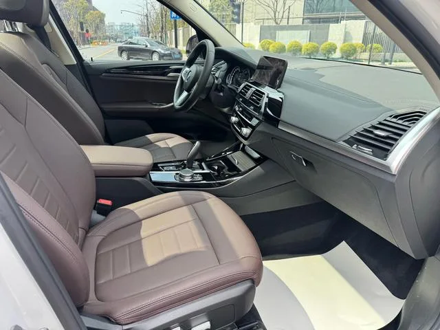 BMW X3 2018 xDrive25i M Sports suit China V interior photo 7