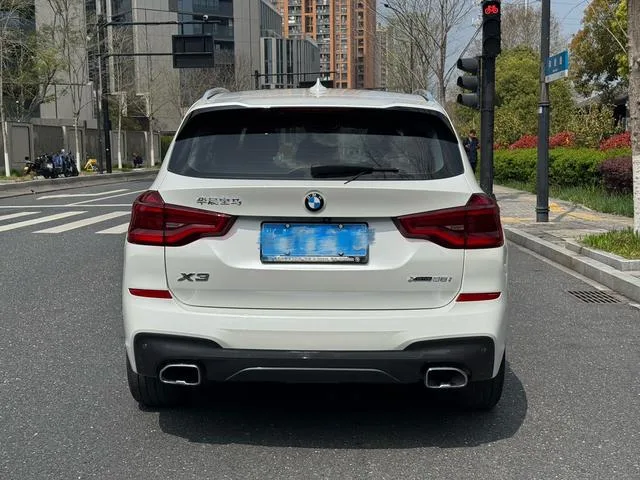 BMW X3 2018 xDrive25i M Sports suit China V interior photo 10