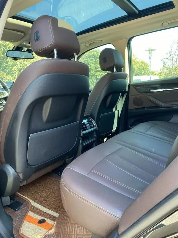 BMW X5 2017 xDrive35i Elegant style interior photo 6 BMW X5 2017 xDrive35i Elegant style interior photo 6