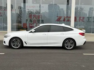 BMW 6 Series GT 2019 630i M Sports suit exterior photo 3