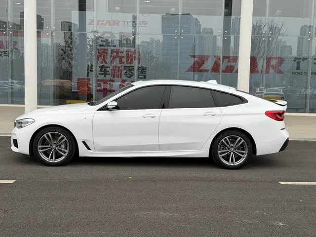 BMW 6 Series GT 2019 630i M Sports suit exterior photo 3