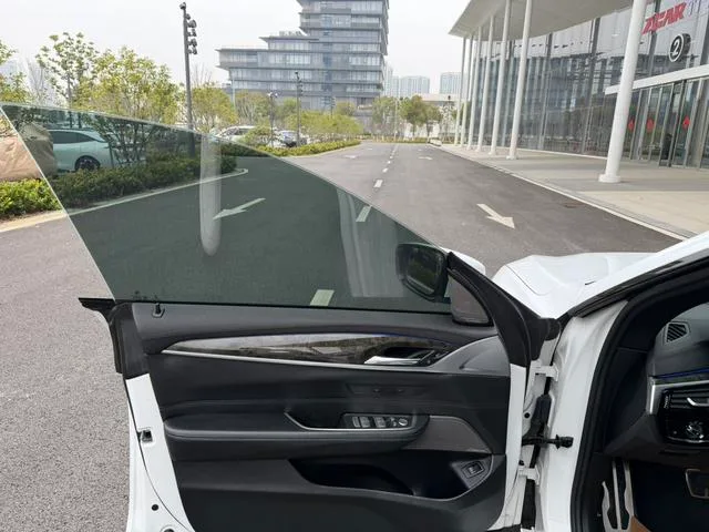 BMW 6 Series GT 2019 630i M Sports suit exterior photo 4