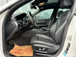 BMW 6 Series GT 2019 630i M Sports suit exterior photo 5