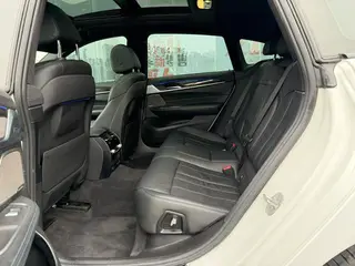 BMW 6 Series GT 2019 630i M Sports suit exterior photo 6