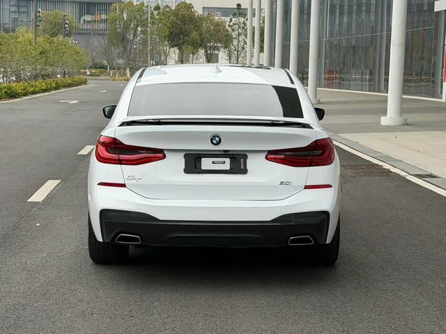 BMW 6 Series GT 2019 630i M Sports suit interior photo 12