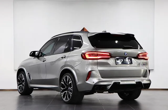 BMW X5 M 2020 X5 M exterior photo 4 BMW X5 M 2020 X5 M exterior photo 4