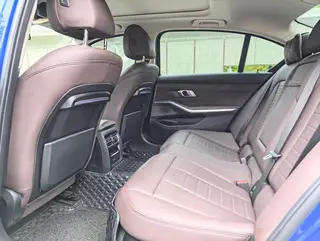 BMW 3 Series 2021 325Li M Sports suit interior photo 6 BMW 3 Series 2021 325Li M Sports suit interior photo 6