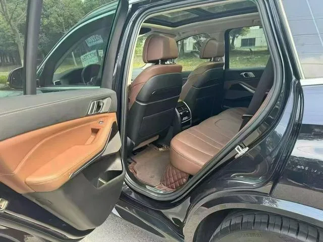 BMW X5 2019 xDrive40i Tipo de lujo M Conjunto deportivo interior foto 6