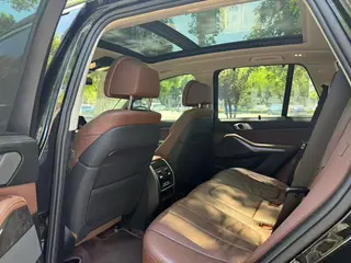 BMW X5 2019 xDrive40i Premium Class M Sports suit interior photo 6 BMW X5 2019 xDrive40i Premium Class M Sports suit interior photo 6
