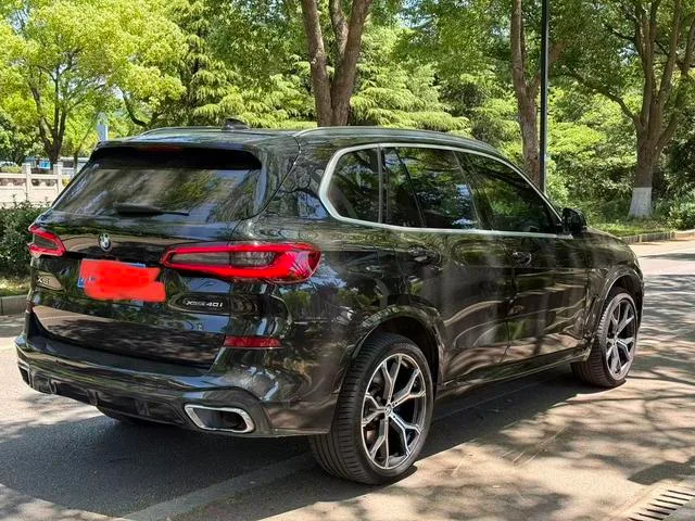 BMW X5 2019 xDrive40i Premium Class M Sports suit interior photo 9 BMW X5 2019 xDrive40i Premium Class M Sports suit interior photo 9