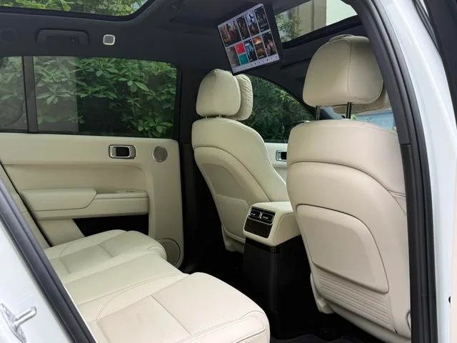 Li Auto L7 2024 Ultra version exterior photo 5