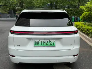 Li Auto L7 2024 Ultra version exterior photo 7