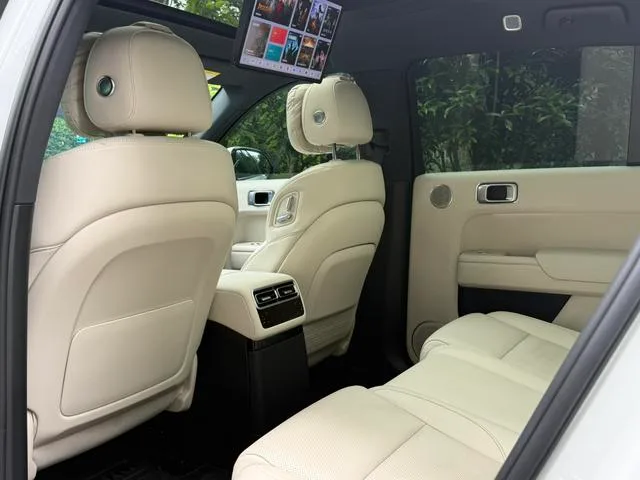Li Auto L7 2024 Ultra version interior photo 9