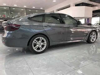 BMW 3 Series GT 2019 320i M Sportif extérieur photo 5 BMW 3 Series GT 2019 320i M Sportif extérieur photo 5