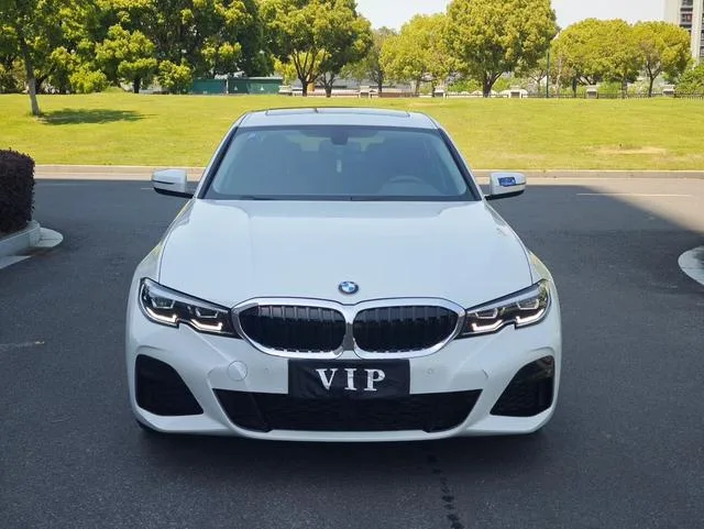 BMW 3 Series 2021 Restyling 320Li M Sports suit exterior photo 2