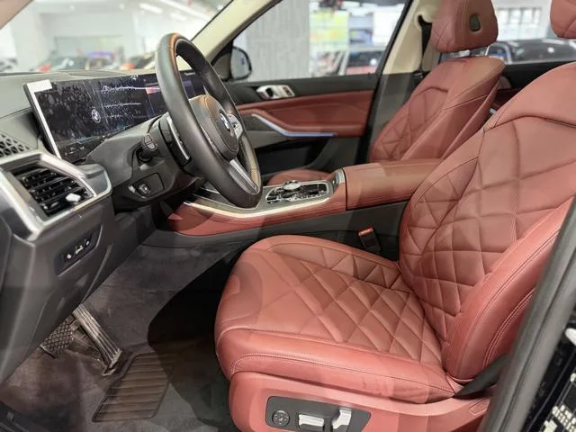 BMW X5 2023 xDrive30Li Premium Class M Sports suit exterior photo 4