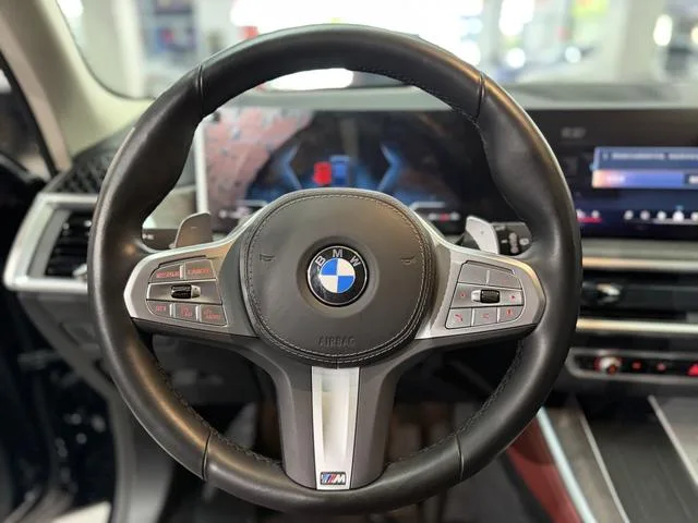 BMW X5 2023 xDrive30Li Premium Class M Sports suit interior photo 9