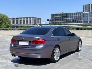 BMW 3 Series 2018 320Li Style tendance intérieur photo 16 BMW 3 Series 2018 320Li Style tendance intérieur photo 16