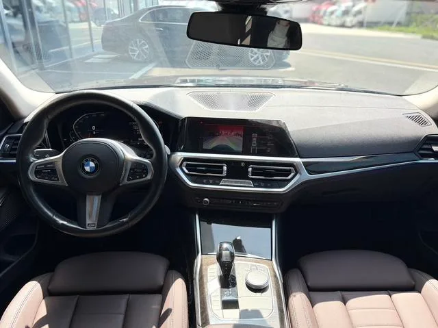 BMW 3 Series 2021 325Li M Ensemble de sport intérieur photo 9