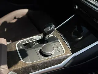 BMW 3 Series 2021 325Li M Ensemble de sport intérieur photo 10