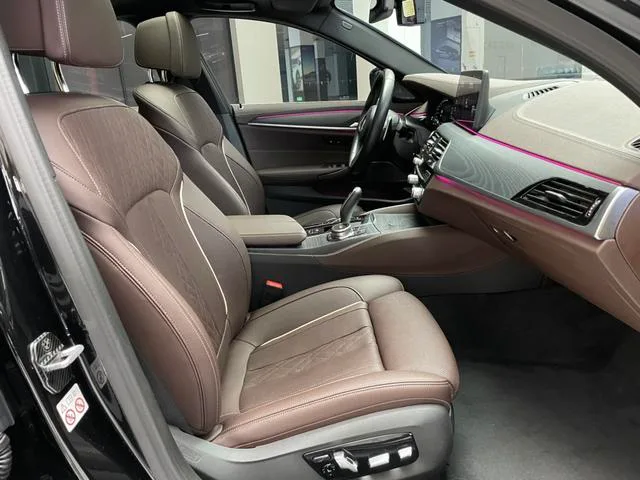 BMW 5 Series 2022 Вторичная модификация 530Li Премиум-класса M Спортивный костюм интерьер фото 20